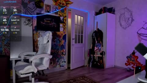 Sunny online show from 12/17/24, 07:15