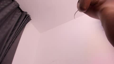 Sunny Page online show from 04/11/26, 07:45