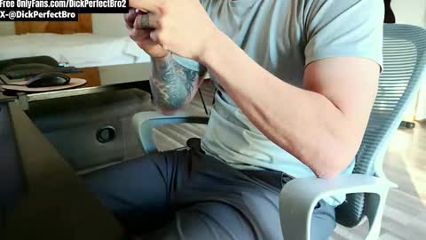 sunny valentine online show from 03/19/26, 01:26