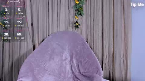      online show from 02/25/25, 05:58