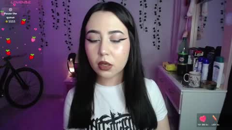 Sunset online show from 12/19/25, 04:41