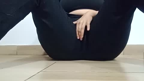 Snapshot of sunshine_days chatting on 09/14/25, 11:15 Annie online show from 09/14/25, 11:15