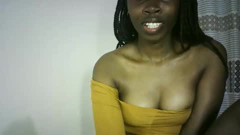 Snapshot of sunshine_g chatting on 04/07/26, 05:02 Sunshine online show from 04/07/26, 05:02