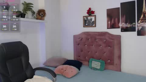 Snapshot of sunshine_gh1 chatting on 12/24/24, 11:49 Sunshine online show from 12/24/24, 11:49