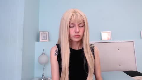 Snapshot of sunshine_gh1 chatting on 09/26/25, 04:22 Sunshine online show from 09/26/25, 04:22