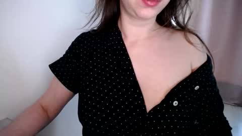 sunshine_in_your_life online show from 06/01/26, 02:13