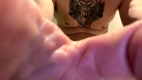 Snapshot of super4wesomeguy69 chatting on 12/31/24, 05:00 super4wesomeguy69 online show from 12/31/24, 05:00