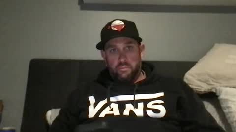 Snapshot of super_jutty chatting on 12/04/25, 11:35 super_jutty online show from 12/04/25, 11:35