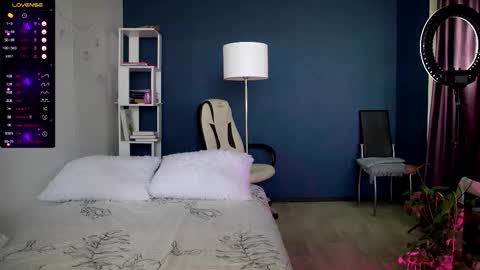 ANNApvt open full info in bio online show from 12/16/25, 11:59