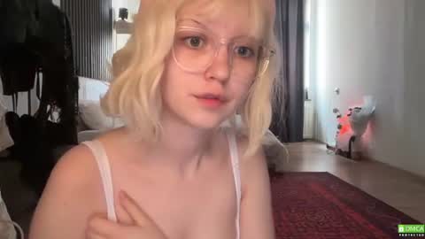 super_pixie online show from 07/22/26, 01:47