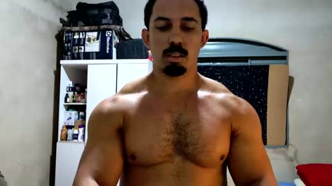 Snapshot of superbigmr chatting on 07/07/26, 05:21 james online show from 07/07/26, 05:21
