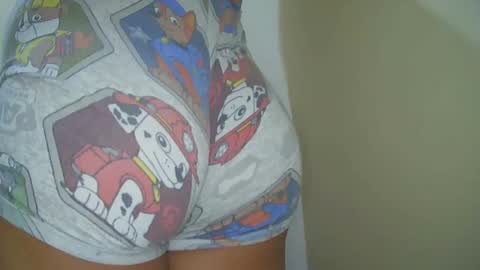 Snapshot of superboy977 chatting on 11/18/25, 04:50 superboy977 online show from 11/18/25, 04:50