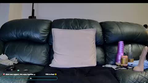 Snapshot of superduty5speed chatting on 11/05/25, 05:07 Thomas online show from 11/05/25, 05:07