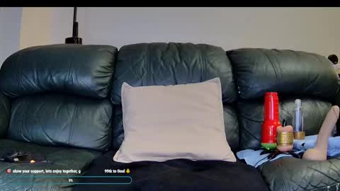 Snapshot of superduty5speed chatting on 11/16/25, 07:52 Thomas online show from 11/16/25, 07:52