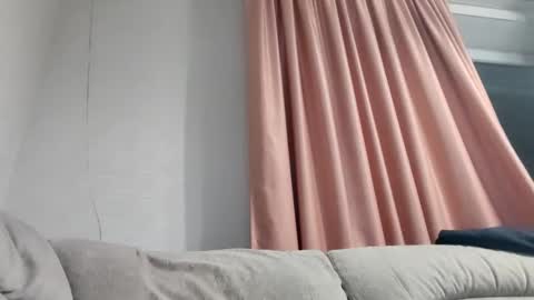 Snapshot of supereasyx chatting on 12/25/24, 04:22 Annie online show from 12/25/24, 04:22