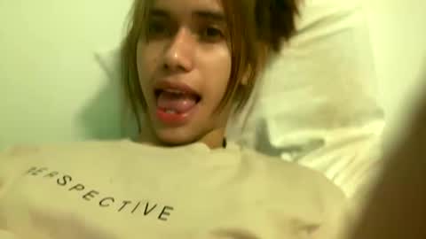 Snapshot of superhotbabe1 chatting on 02/05/25, 12:06 Erica Help me to reach my goal Superhotbabe1 online show from 02/05/25, 12:06