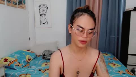 Im val online show from 04/16/26, 02:23