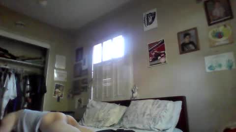 Snapshot of supermiguel20 chatting on 10/15/25, 11:05 Super miguel20 online show from 10/15/25, 11:05