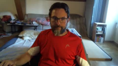 Snapshot of supersquirrel81 chatting on 09/18/25, 05:04 supersquirrel81 online show from 09/18/25, 05:04