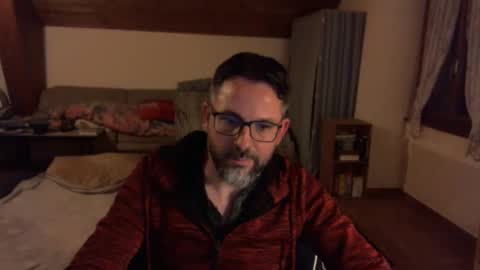 Snapshot of supersquirrel81 chatting on 10/28/25, 05:15 supersquirrel81 online show from 10/28/25, 05:15