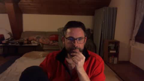 Snapshot of supersquirrel81 chatting on 11/14/25, 05:00 supersquirrel81 online show from 11/14/25, 05:00