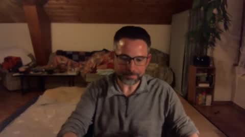 supersquirrel81 online show from 01/05/26, 06:55