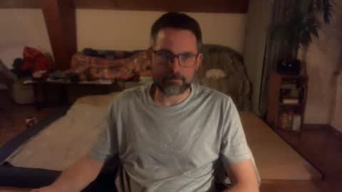 supersquirrel81 online show from 01/15/26, 04:55