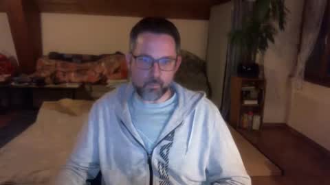 supersquirrel81 online show from 01/16/26, 04:55