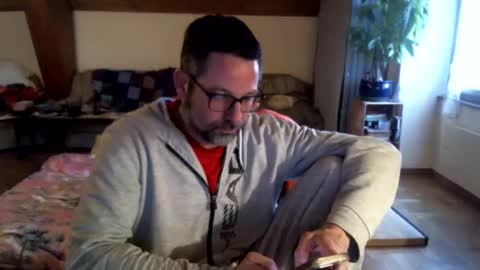 supersquirrel81 online show from 03/07/26, 06:21