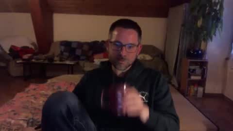 supersquirrel81 online show from 03/31/26, 06:08