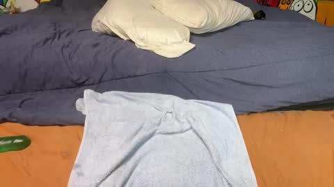 Snapshot of supremelifers chatting on 09/28/25, 01:33 Stony online show from 09/28/25, 01:33