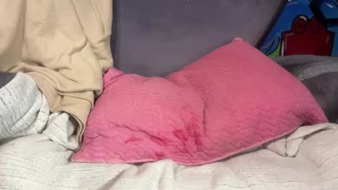 Snapshot of supremelifers chatting on 11/12/25, 01:55 Stony online show from 11/12/25, 01:55