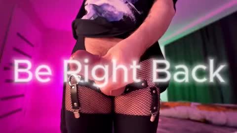 Snapshot of suprremedream chatting on 10/06/25, 03:42 Alex online show from 10/06/25, 03:42