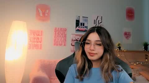 Sara online show from 03/21/26, 01:16