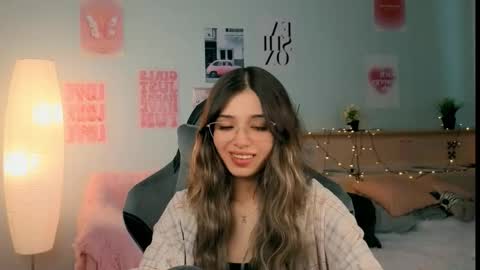 Sara online show from 03/27/26, 01:22