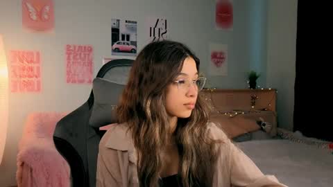 Sara online show from 03/30/26, 01:01