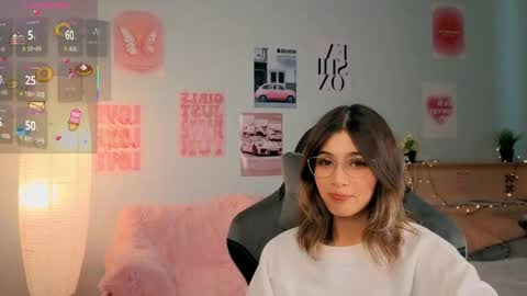 Sara online show from 03/31/26, 01:22