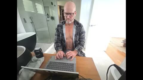 surfdog2908 online show from 05/13/26, 12:52