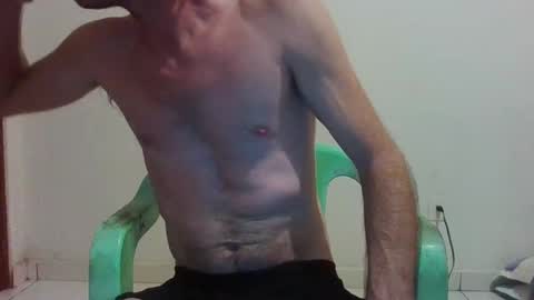 Snapshot of surfsup34 chatting on 12/03/24, 11:46 surfsup34 online show from 12/03/24, 11:46