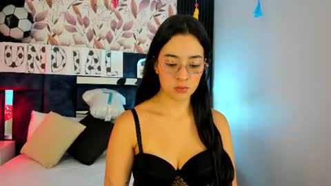 Snapshot of susa1userma_ chatting on 06/19/26, 11:36 Susann online show from 06/19/26, 11:36
