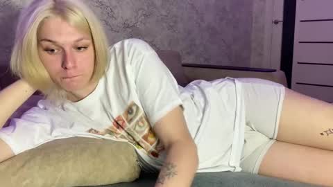 Vladiva online show from 10/15/25, 08:53