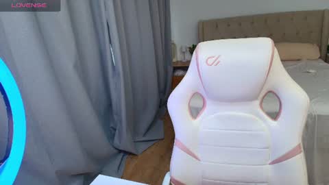 Snapshot of susan_backer chatting on 07/04/26, 11:49 Susan online show from 07/04/26, 11:49