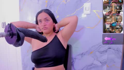 Snapshot of susan_bigass chatting on 02/21/26, 11:33 Susan online show from 02/21/26, 11:33