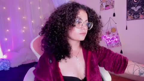 Susan online show from 12/27/24, 09:43