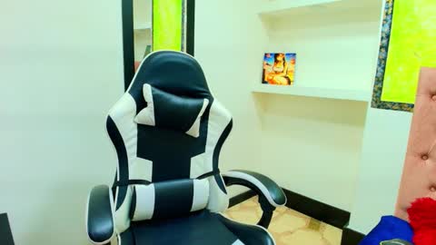 Snapshot of susan_moore29 chatting on 11/14/25, 07:01 susan online show from 11/14/25, 07:01