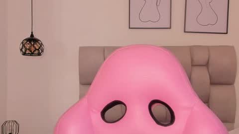 Susan online show from 10/01/25, 08:48