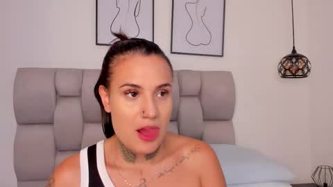 Susan online show from 10/18/25, 07:58