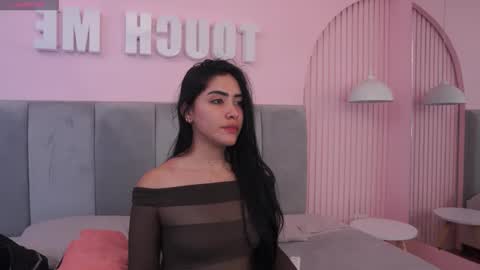 susan_wall online show from 04/01/26, 01:01