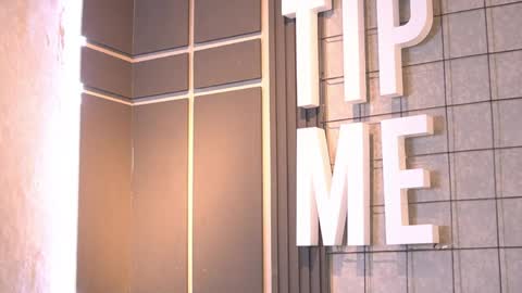 susan_wall online show from 04/14/26, 02:45