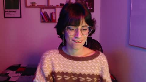 susana_w online show from 12/10/24, 02:27